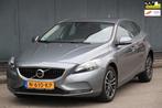 Volvo V40 2.0 D2 Momentum Leer/Stoelverwarming/Navigatie/Par, Gebruikt, 4 cilinders, 1353 kg, Leder