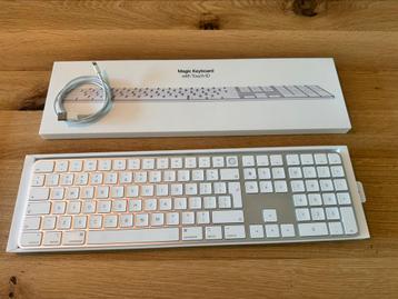 Apple Magic Keyboard - TouchID - Numpad - netjes & schoon beschikbaar voor biedingen