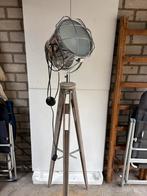 Industriële lamp op 3-poot houten standaard, Huis en Inrichting, Lampen | Vloerlampen, Ophalen, Gebruikt, Metaal, 150 tot 200 cm