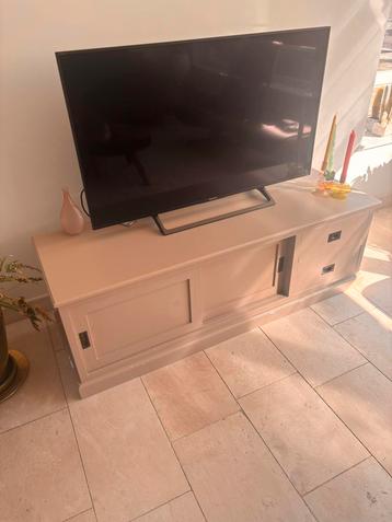 Tv meubel- gratis af te halen
