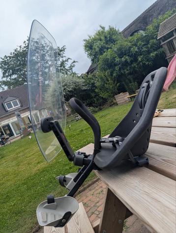 Yepp Mini Zwart met Windscherm beschikbaar voor biedingen