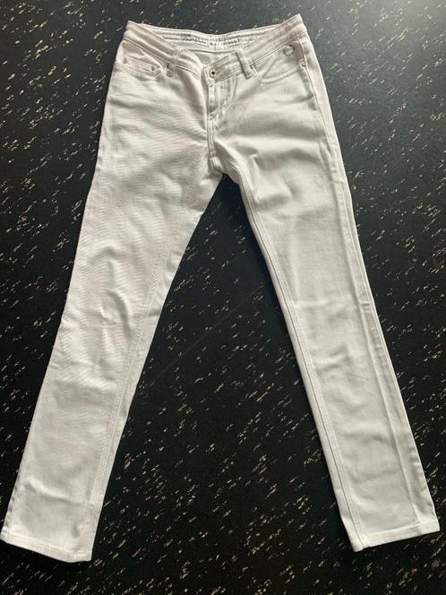 Kastopruiming ......... Circle of Trust witte jeans 27, Kleding | Dames, Spijkerbroeken en Jeans, Gedragen, W27 (confectie 34) of kleiner