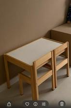 Kindertafel met 2 stoeltjes, Kinderen en Baby's, Kinderkamer | Tafels en Stoelen, Ophalen of Verzenden, Zo goed als nieuw, Tafel(s) en Stoel(en)