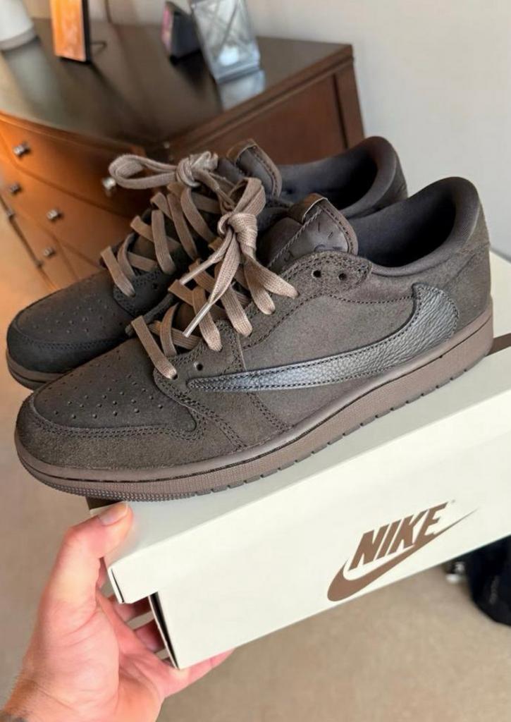 ️Nike Air Jordan 1 Low Travis Scott Alle Kleur maat 36 -45, Kleding | Heren, Schoenen, Zo goed als nieuw, Overige kleuren, Ophalen