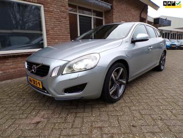 Volvo V60 2.4 D6 AWD Plug-In Hybrid Summum beschikbaar voor biedingen