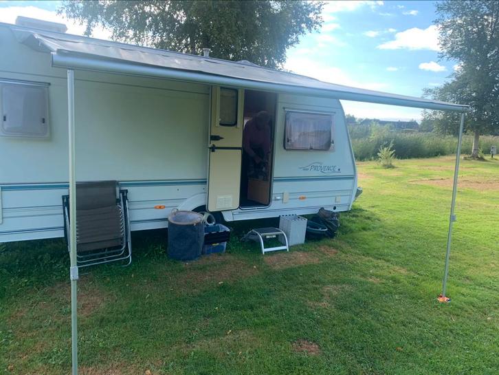 Caravan zakluifel en Eurom caravan airco, Caravans en Kamperen, Voortenten en Luifels, Zo goed als nieuw, Ophalen
