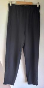 Ganni Zwarte Casual Broek Ritsjes Maat 34, Lang, Maat 38/40 (M), Ganni, Zwart