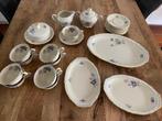 Thee servies vintage onbeschadigd 9 personen, Antiek en Kunst, Antiek | Servies compleet, Ophalen