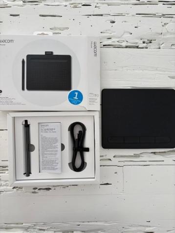Wacom Intuos tekentablet Small beschikbaar voor biedingen