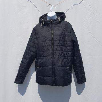 Leuke zwarte dames winterjas. Mt L Merk Jack & Jones beschikbaar voor biedingen