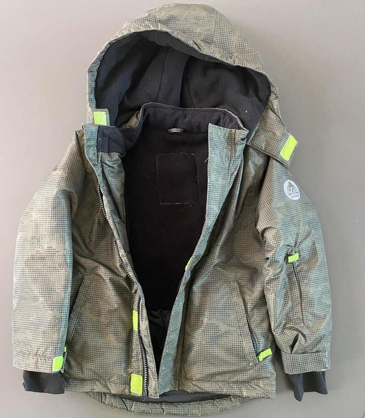 Winterjas/Ski-jas maat 110/116 - Zo goed als nieuw!, Kinderen en Baby's, Kinderkleding | Overige, Zo goed als nieuw, Jongen of Meisje