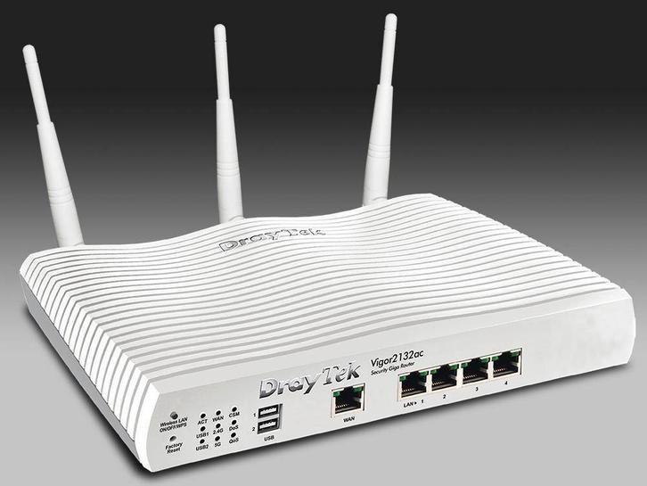 Draytek Vigor 2132AC Breedbandrouter, Computers en Software, Accesspoints, Gebruikt, Ophalen of Verzenden