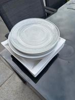 Gratis af te halen: Diverse Borden, Huis en Inrichting, Keuken | Servies, Ophalen, Gebruikt, Glas, Bord(en)