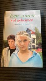 Een zomer vol geheimen, Ophalen of Verzenden, Zo goed als nieuw, Noord-Brabant