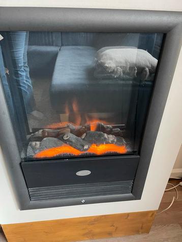 Straalkachel met openhaard functie beschikbaar voor biedingen
