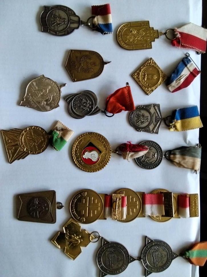 Collectie Wandel Medailles, Verzamelen, Militaria | Algemeen, Overige soorten, Lintje, Medaille of Wings, Nederland, Ophalen of Verzenden