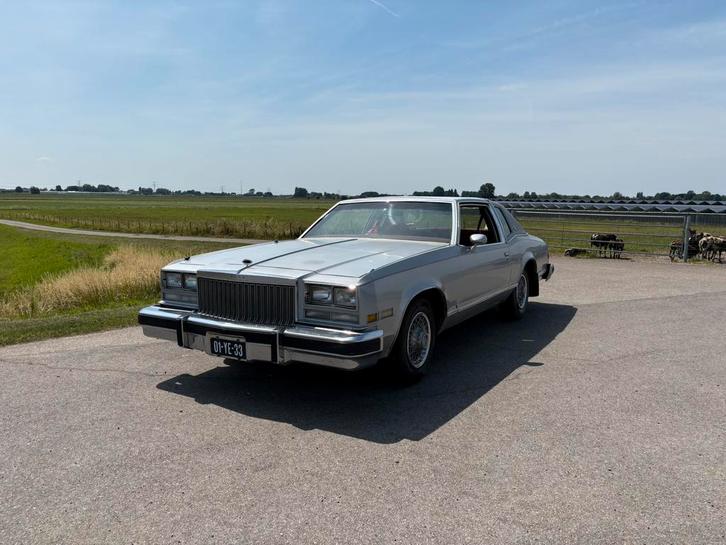 Buick riviera coupe 1977 V8 | BELASTINGVRIJ, Auto's, Buick, Bedrijf, Riviera, Benzine, Sedan, Automaat, Geïmporteerd, Zilver of Grijs