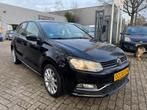 Volkswagen Polo 1.2 TSI Highline 5 deurs, elec pakket , stoe, Auto's, Volkswagen, Stof, Gebruikt, Zwart, 4 cilinders