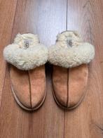 UGGs pantoffels maat 37, Kleding | Dames, Schoenen, Ophalen of Verzenden, Zo goed als nieuw