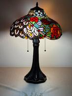 Tiffany Lamp Pauw rozentuin - Prachtige Stijlvolle Lamp, Huis en Inrichting, Lampen | Vloerlampen, Tiffany, Nieuw, Ophalen of Verzenden