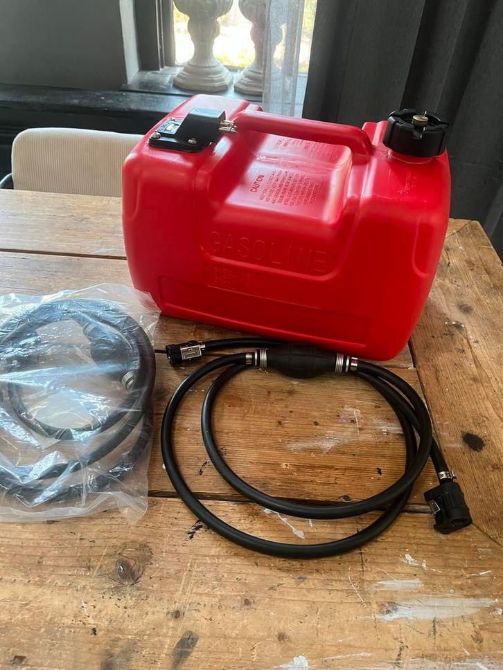 12L brandstoftank buitenboordmotor – Nieuw, Watersport en Boten, Accessoires en Onderhoud, Nieuw, Motor en Techniek, Ophalen of Verzenden