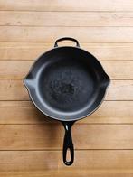 Le Creuset Signature Skillet 30 cm zwart, Gebruikt, Gietijzer, Ophalen of Verzenden, Keramische plaat