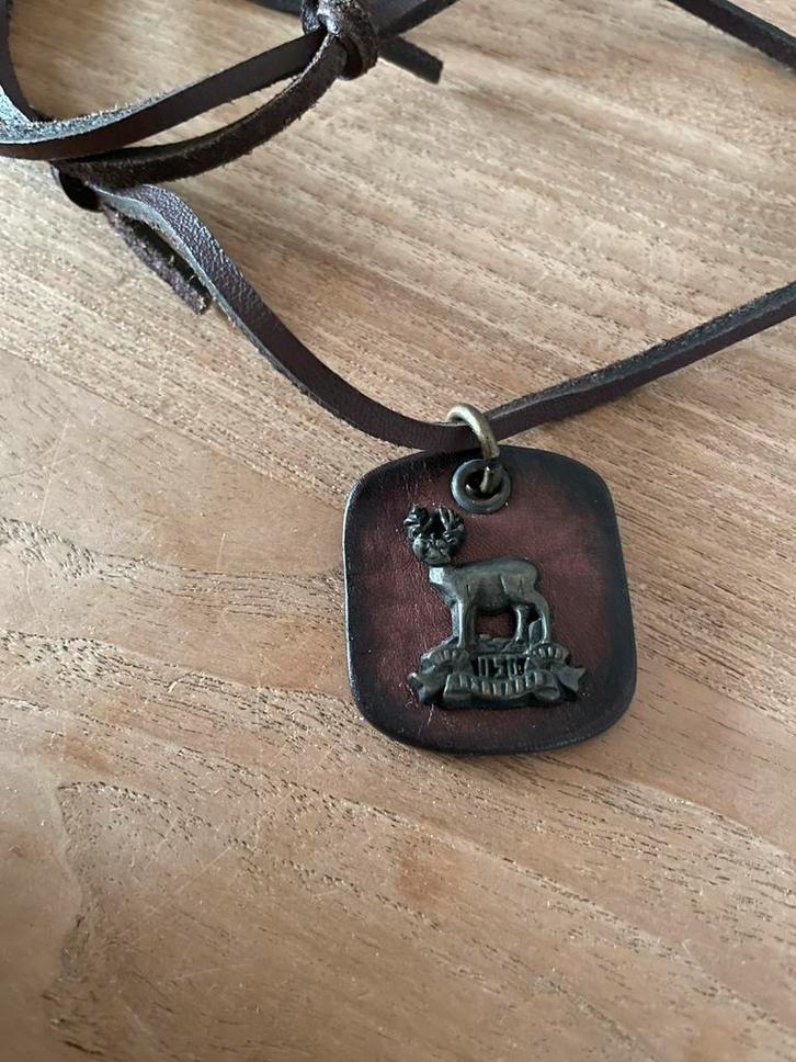 Nieuw Dsquared Leren Ketting Hanger Dsquared2 Necklace, Sieraden, Tassen en Uiterlijk, Kettingen, Nieuw, Ophalen of Verzenden