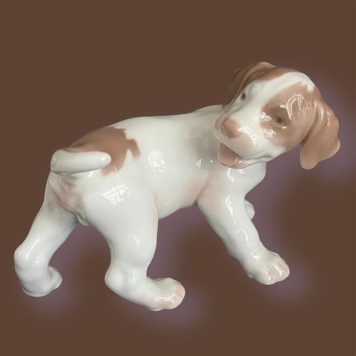 B&G Porseleinen Puppy Beeldje - Deens Design Nr. 2026, Antiek en Kunst, Antiek | Porselein, Ophalen of Verzenden