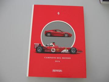 FER 243 Ferrari 2004, jaarboek, fabrieksuitgave  