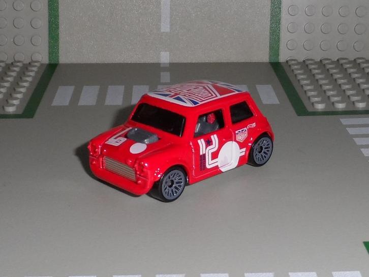 Hot Wheels - Morris Mini - Magnus Walker - Urban Outlaw 1:64, Hobby en Vrije tijd, Modelauto's | Overige schalen, Nieuw, Auto