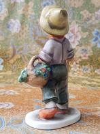 Meisje met schep mooi oud Friedel beeldje uit Duitsland., Antiek en Kunst, Ophalen of Verzenden