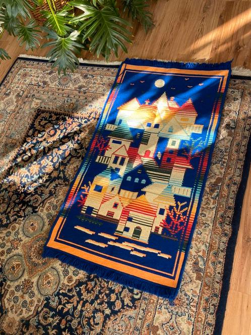 Bijzonder handgeknoopt tapijt, Antiek en Kunst, Antiek | Kleden en Textiel, Ophalen of Verzenden