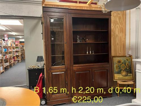 Kast 2 delen notenhout, Huis en Inrichting, Kasten | Buffetkasten, Zo goed als nieuw, 200 cm of meer, 25 tot 50 cm, Ophalen