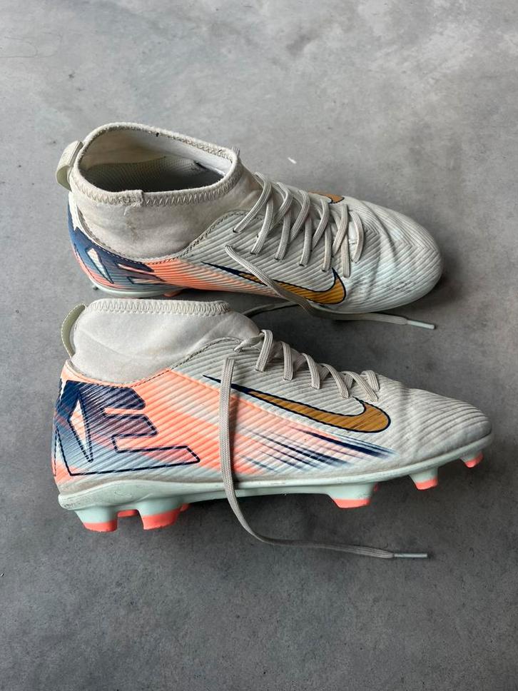 Voetbalschoenen Nike maat 37,5, Sport en Fitness, Voetbal, Gebruikt, Schoenen, Maat S, Ophalen