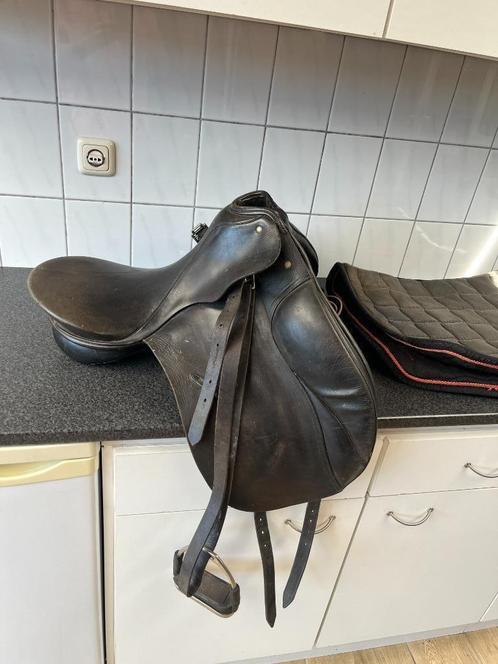 Grant Gilbert 17 Passier  paarden zadel en toebehoren ., Dieren en Toebehoren, Paarden en Pony's | Zadels, Gebruikt, Ophalen