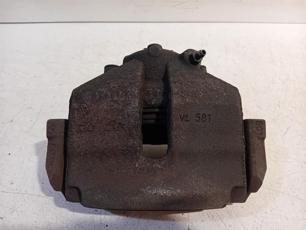 Remklauw links voor Volkswagen Golf, Onderdelen@venauto.nl, Van der Ven Autorecycling B.V., Gebruikt, Ettenseweg 76, 4706 PB Roosendaal, The Netherlands