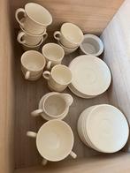 Wedgwood servies 31-delig, Ophalen, Zo goed als nieuw, Wedgwood, Kop(pen) en/of Schotel(s)