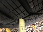 Winterbanden breedeset Skoda Enyaq / VV ID.4 / Audi Q4 etron, Gebruikt, Winterbanden, 235 mm, Band(en)
