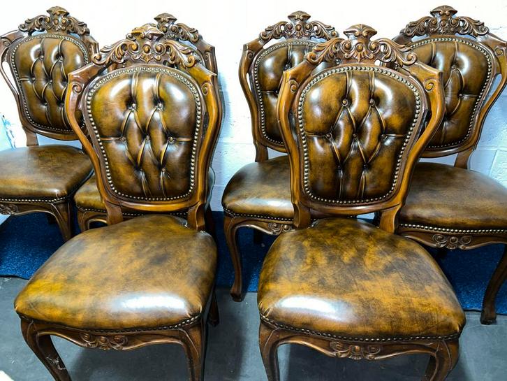 Chesterfield Eetkamer tafel met stoelen Leder (6 stuks), Antiek en Kunst, Antiek | Meubels | Stoelen en Banken, Ophalen