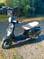 Vespa met schade - loopt wel!, Fietsen en Brommers, Gebruikt, Overige modellen, Maximaal 45 km/u, Ophalen of Verzenden