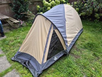 Mount Logan 140 2pers tent beschikbaar voor biedingen