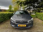 Opel Astra 1.4t Innovation! (150pk) 5-Drs! Navi! Winterpakke, Auto's, Opel, Te koop, 1399 cc, Zilver of Grijs, Airconditioning