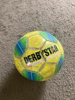 Zaalvoetbal van Derbystar, Ophalen, Gebruikt, Bal
