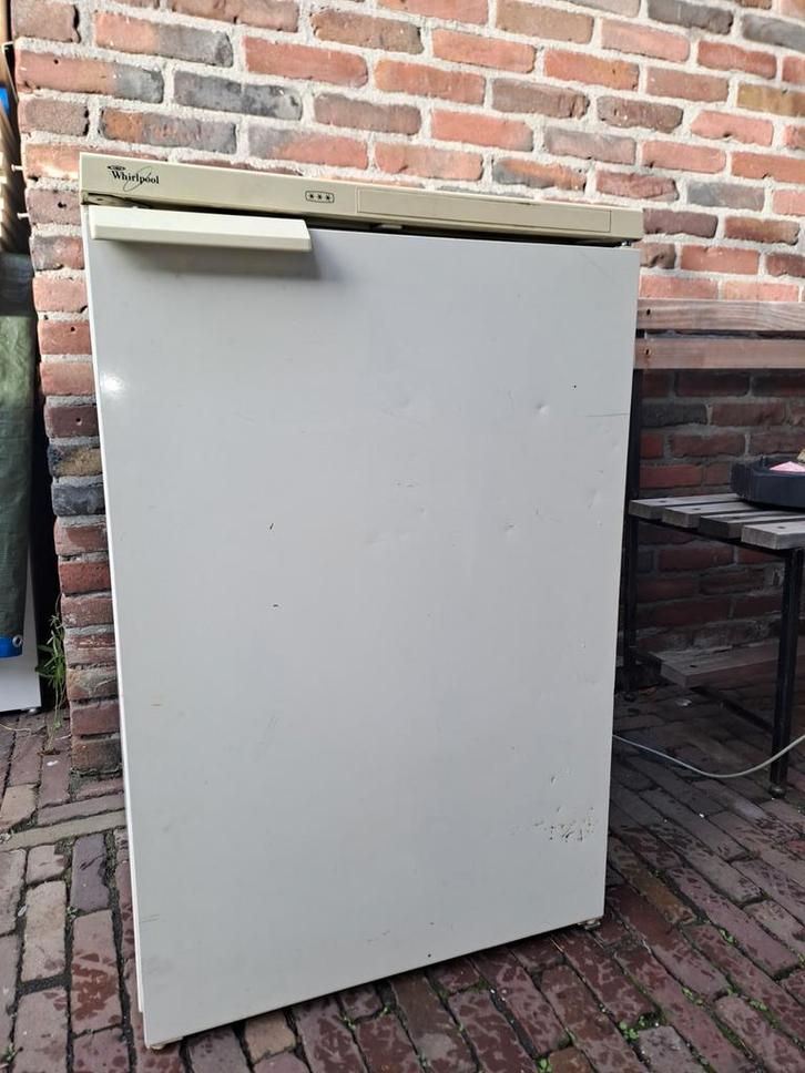 Whirlpool tafelmodel koelkast met vriesvak, Witgoed en Apparatuur, Koelkasten en IJskasten, Zo goed als nieuw, Met vriesvak, 100 tot 150 liter