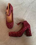 Nieuw: Chie Mihara feestpumps maat 39,5 🥳, Kleding | Dames, Schoenen, Nieuw, Ophalen of Verzenden, Schoenen met hoge hakken, Rood