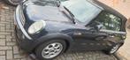 Mini 1.6 16V Cooper Cabrio AUT 2006 Zwart, Auto's, Mini, USB, 4 cilinders, 4 stoelen, Zwart