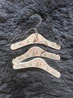 • Zara Home 3 x baby kledinghanger / kledinghangertjes •, Ophalen of Verzenden, Zo goed als nieuw, Kinderkapstok