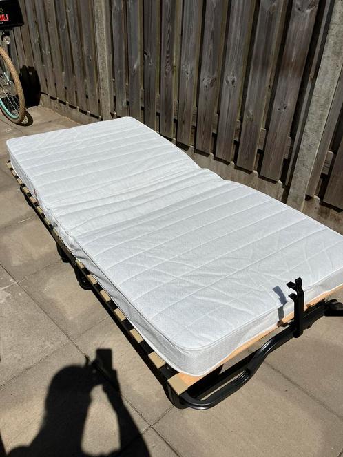 Opklapbed (2x), Huis en Inrichting, Slaapkamer | Bedden, Zo goed als nieuw, Eenpersoons, 200 cm, Metaal, Zwart, Ophalen