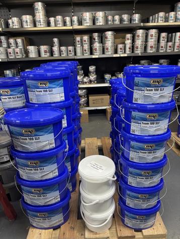 Zero muurverf op kleur beschikbaar voor biedingen