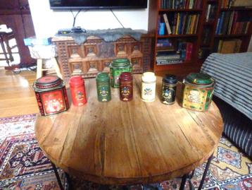 Jacksons of Piccadilly en Douwe Egberts 8 theeblikken. beschikbaar voor biedingen